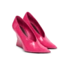 Glänzende Pumps aus Lammleder mit Keilabsatz