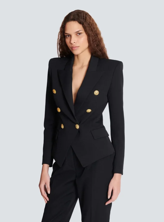 Grain de poudre 6-Knopf-Taillenkleid Grain de poudre 6-Knopf-Taillenkleid