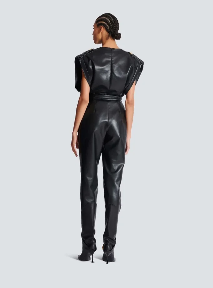 Hoch taillierte Kunstlederhose