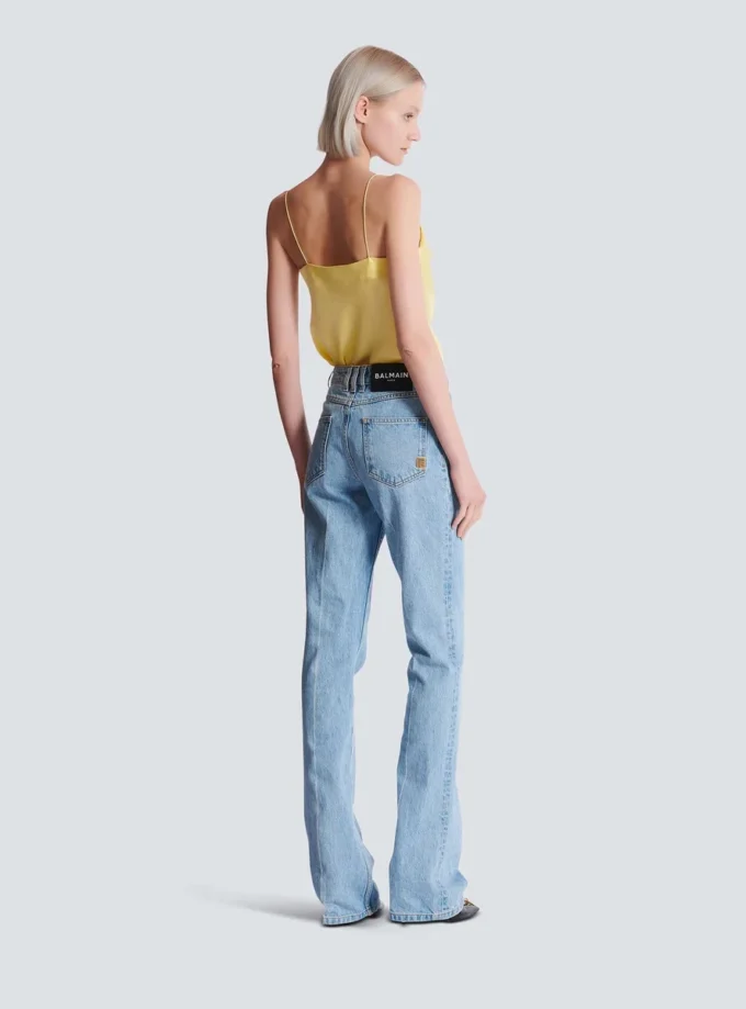 Jeans mit hoher Taille Jeans mit hoher Taille