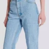 Jeans mit hoher Taille Jeans mit hoher Taille