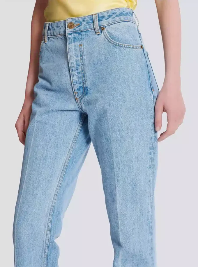 Jeans mit hoher Taille Jeans mit hoher Taille