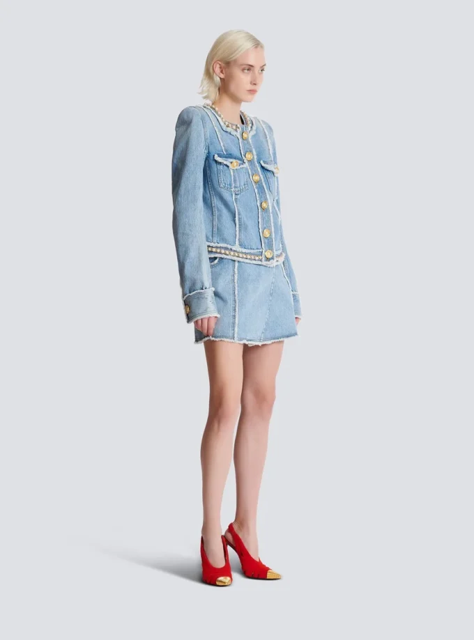 Jeansjacke mit Perlenbesatz Jeansjacke mit Perlenbesatz