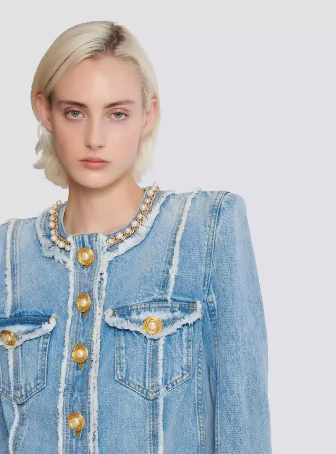 Jeansjacke mit Perlenbesatz Jeansjacke mit Perlenbesatz