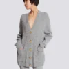 Kaschmir-Strickjacke mit Knöpfen Kaschmir-Strickjacke mit Knöpfen