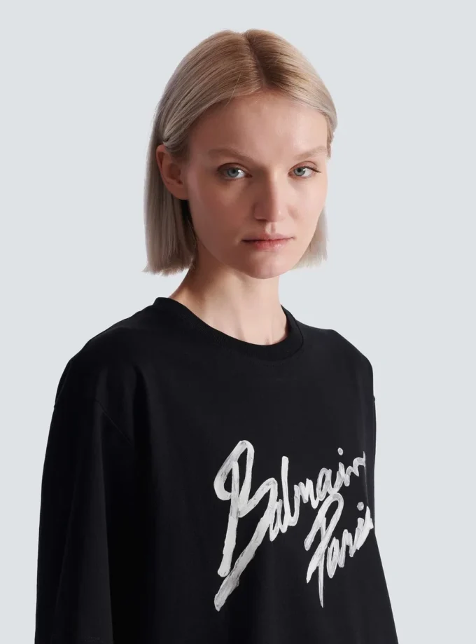 Kastiges T-Shirt mit Balmain Paris Brush-Print Kastiges T-Shirt mit Balmain Paris Brush-Print