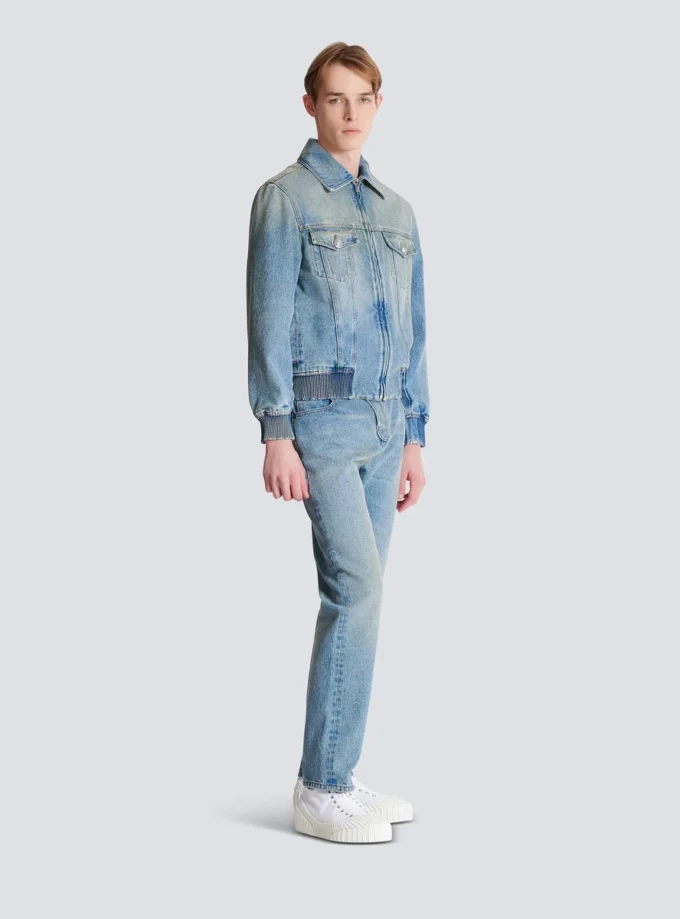 Kurze, gefütterte Jeansjacke Kurze, gefütterte Jeansjacke