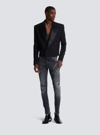 Kurze Jacke aus doppeltem Krepp Kurze Jacke aus doppeltem Krepp
