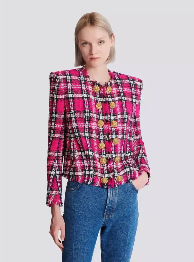 Kurze Jacke aus glitzerndem Tweed mit Karomuster Kurze Jacke aus glitzerndem Tweed mit Karomuster