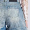 Kurze Jeansshorts mit Rautenmuster Kurze Jeansshorts mit Rautenmuster