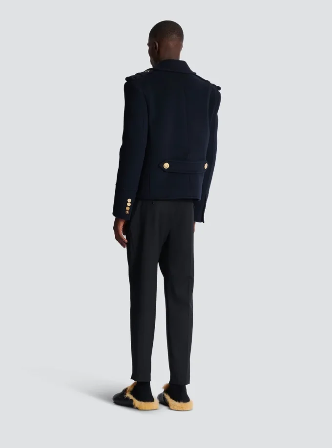 Kurze Reefer-Jacke aus Wolle Kurze Reefer-Jacke aus Wolle