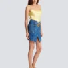 Kurzer Jeansrock mit Gürtel Kurzer Jeansrock mit Gürtel