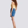 Kurzer Jeansrock mit Gürtel Kurzer Jeansrock mit Gürtel