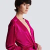Kurzes, drapiertes Interlock-Jerseykleid Kurzes, drapiertes Interlock-Jerseykleid