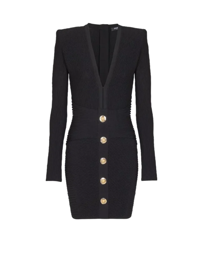 Kurzes, eng anliegendes Kleid aus geripptem Strick Kurzes, eng anliegendes Kleid aus geripptem Strick