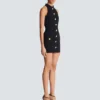 Kurzes Kleid aus Grain de Poudre mit Knöpfen