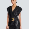 Kurzes Kleid aus Lammleder mit Gürtel Kurzes Kleid aus Lammleder mit Gürtel
