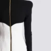 Kurzes Knopfkleid aus Krepp