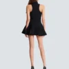 Kurzes Neckholder-Kleid aus Grain-de-Poudre-Wolle Kurzes Neckholder-Kleid aus Grain-de-Poudre-Wolle