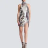 Kurzes Paillettenkleid mit Neckholder Kurzes Paillettenkleid mit Neckholder