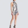 Kurzes Paillettenkleid mit Neckholder Kurzes Paillettenkleid mit Neckholder