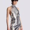 Kurzes Paillettenkleid mit Neckholder Kurzes Paillettenkleid mit Neckholder