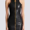 Kurzes, ärmelloses Kleid aus Lammleder