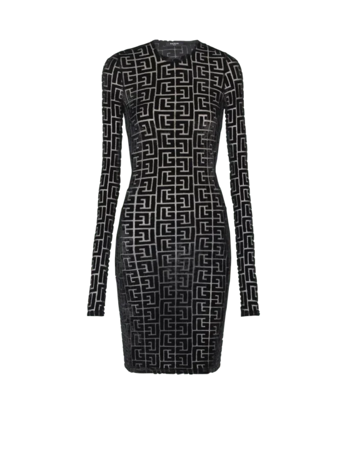 Kurzes Samtkleid mit Monogramm