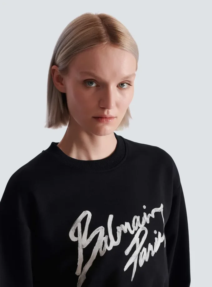 Kurzes Sweatshirt aus bedruckter Baumwolle Kurzes Sweatshirt aus bedruckter Baumwolle