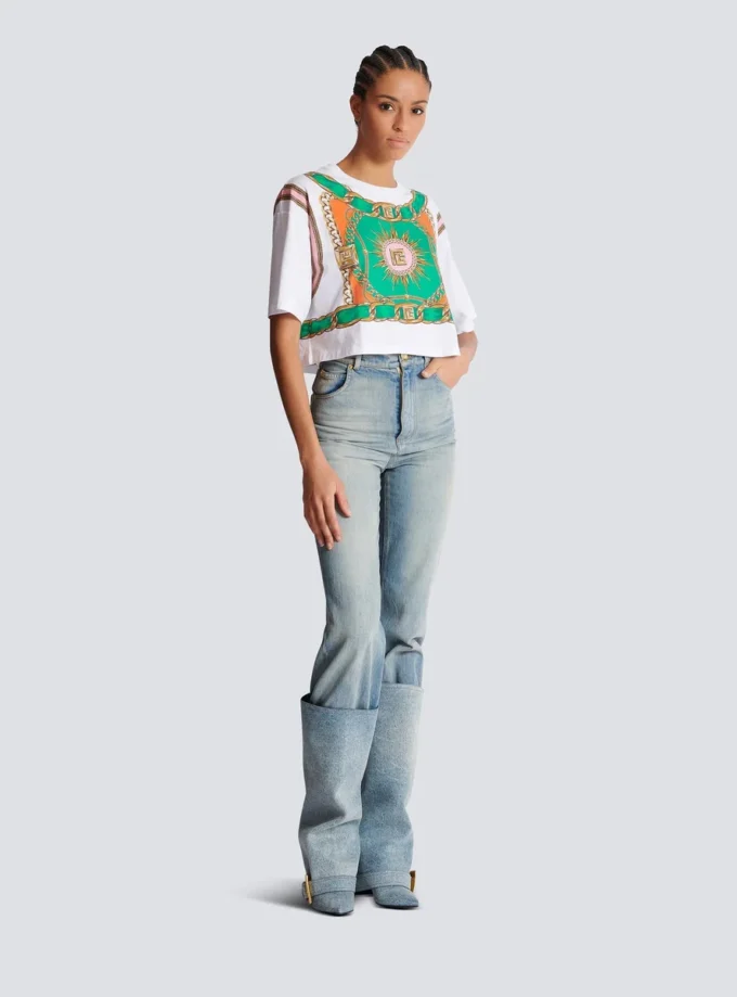 Kurzes T-Shirt mit Balmain Foulard-Print Kurzes T-Shirt mit Balmain Foulard-Print