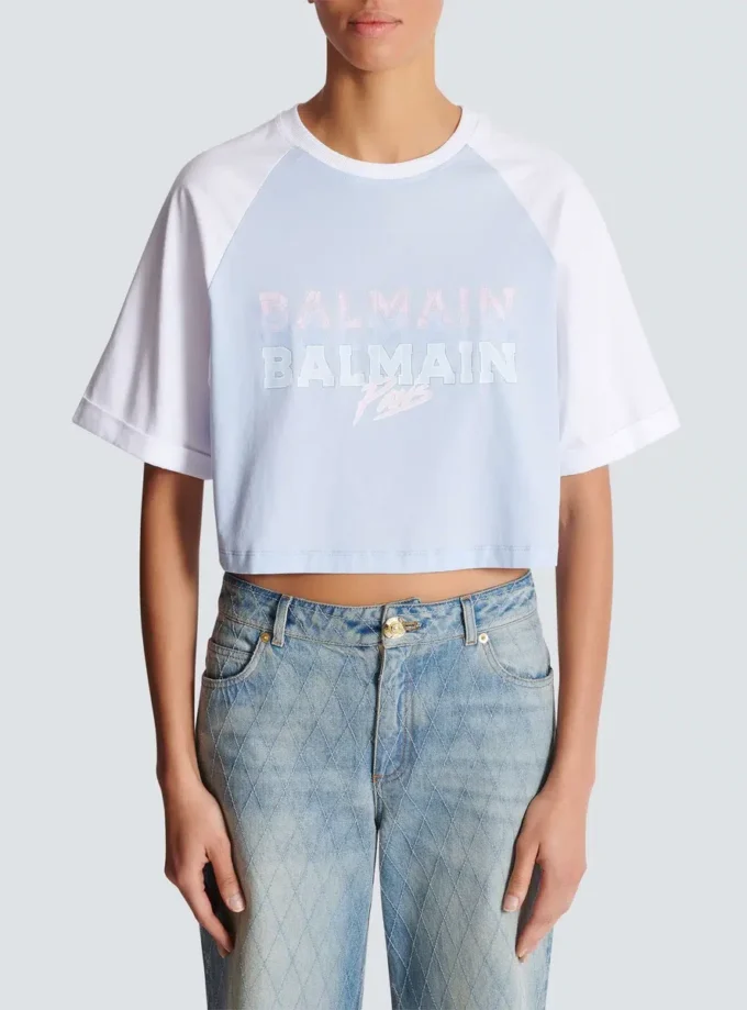 Kurzes T-Shirt mit Balmain Paris-Print Kurzes T-Shirt mit Balmain Paris-Print