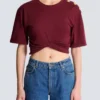 Kurzes T-Shirt mit Krawatte Kurzes T-Shirt mit Krawatte