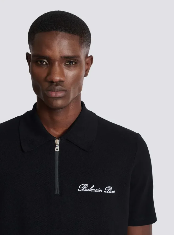 Kurzärmeliges Poloshirt mit Stickerei Kurzärmeliges Poloshirt mit Stickerei