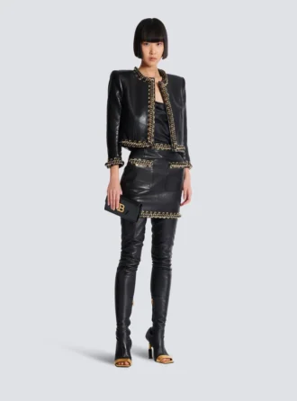 Lammfelljacke mit Kettenbesatz Lammfelljacke mit Kettenbesatz