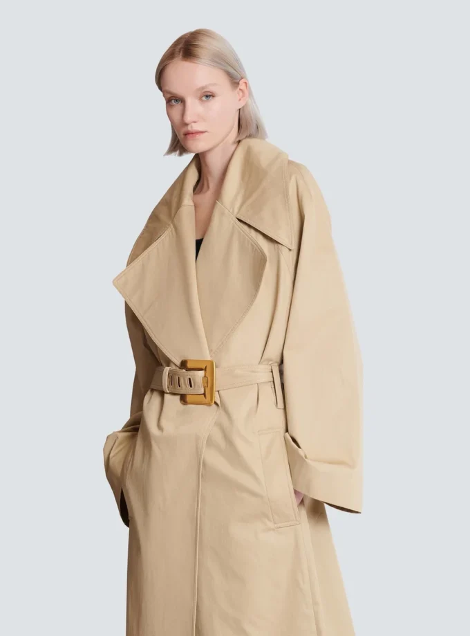 Langer Trenchcoat aus Baumwollgabardine Langer Trenchcoat aus Baumwollgabardine