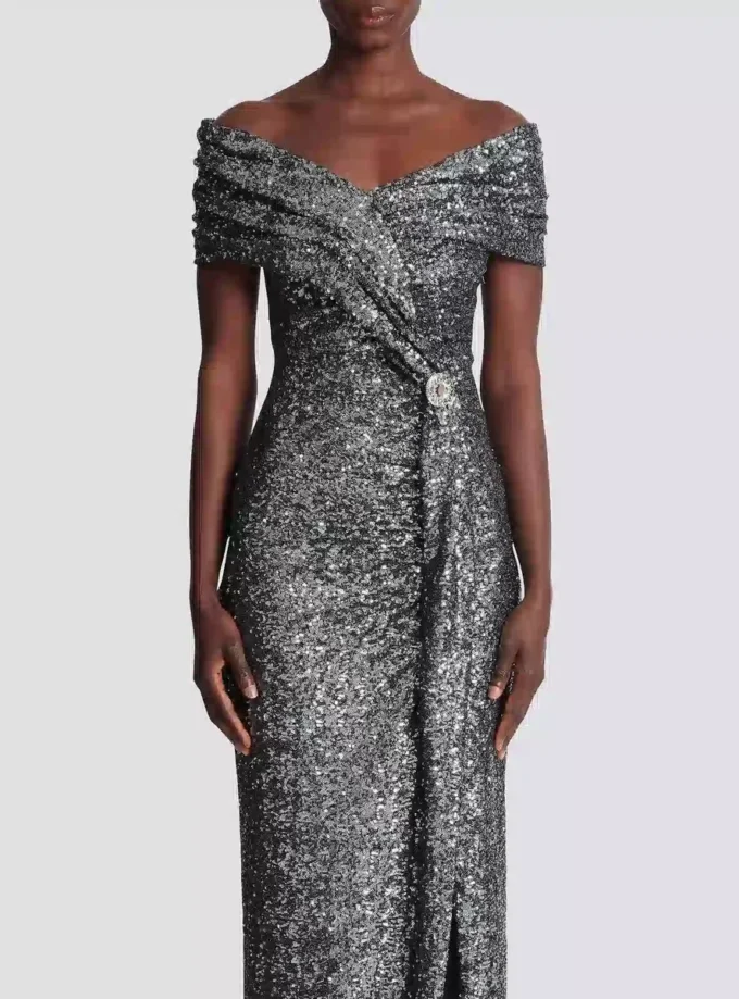 Langes, drapiertes Paillettenkleid Langes, drapiertes Paillettenkleid