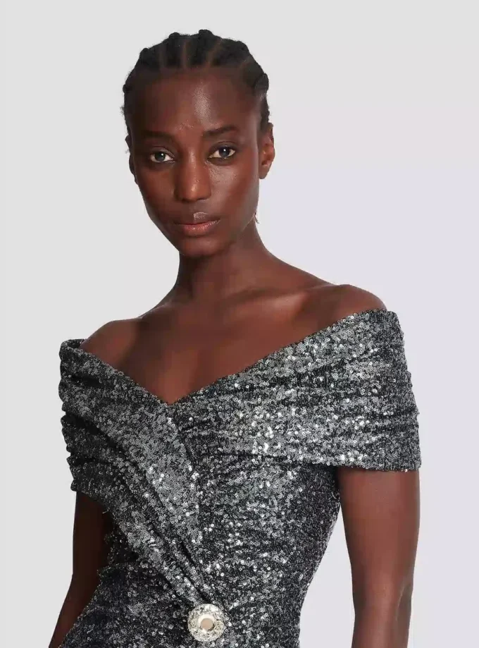 Langes, drapiertes Paillettenkleid Langes, drapiertes Paillettenkleid