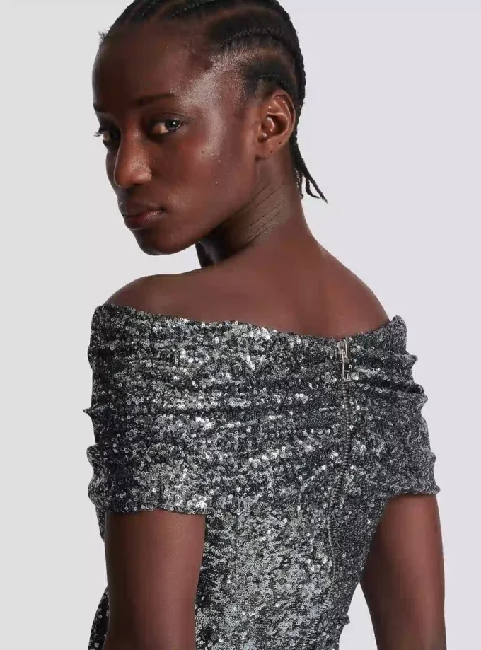 Langes, drapiertes Paillettenkleid Langes, drapiertes Paillettenkleid