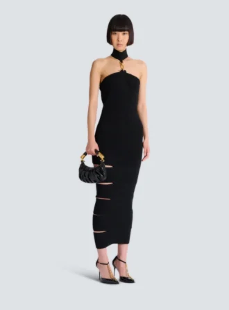 Langes, ärmelloses Kleid mit verzierten Details