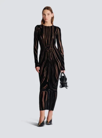 Langes Samtkleid mit Zebradruck