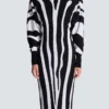 Langes Strickkleid mit Zebra-Intarsien Langes Strickkleid mit Zebra-Intarsien