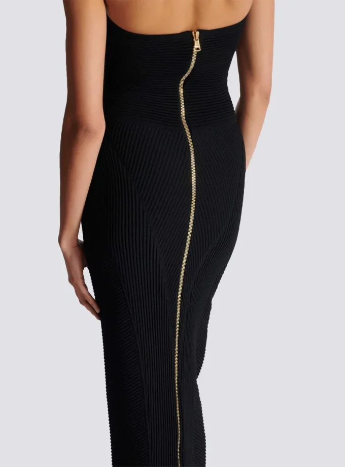 Langes trägerloses Strickkleid Langes trägerloses Strickkleid