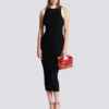 Langes zweifarbiges Kleid mit Zopfmuster Langes zweifarbiges Kleid mit Zopfmuster