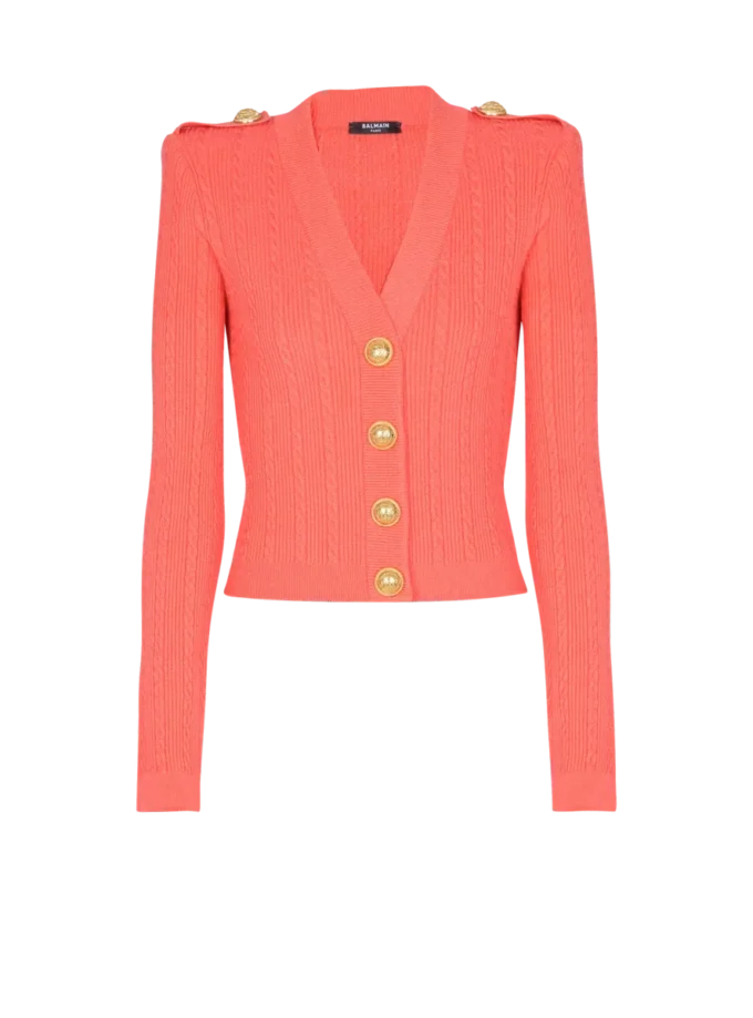 Langärmelige Strickjacke mit Zopfmuster Langärmelige Strickjacke mit Zopfmuster