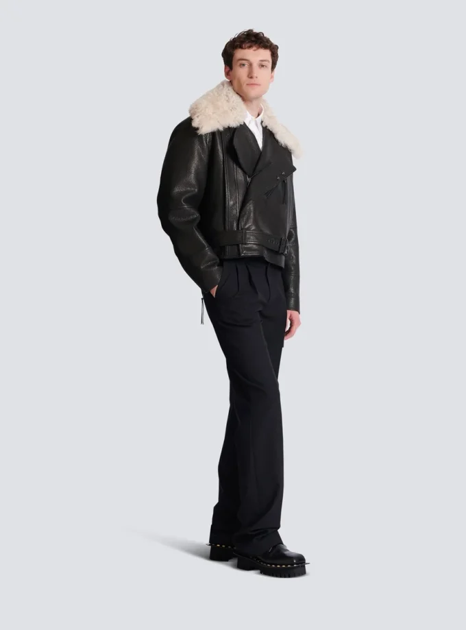 Lederjacke mit Lammfellkragen Lederjacke mit Lammfellkragen