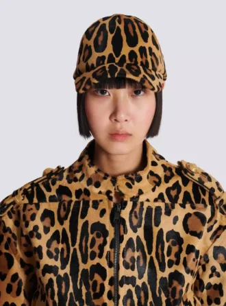Lederkappe im Ponyskin-Stil mit Leopardenmuster Lederkappe im Ponyskin-Stil mit Leopardenmuster