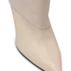 Lederstiefel mit gedrehtem Absatz Lederstiefel mit gedrehtem Absatz