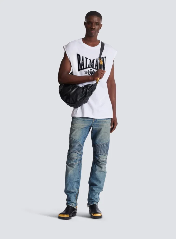 Locker geschnittenes Tanktop mit Print Locker geschnittenes Tanktop mit Print