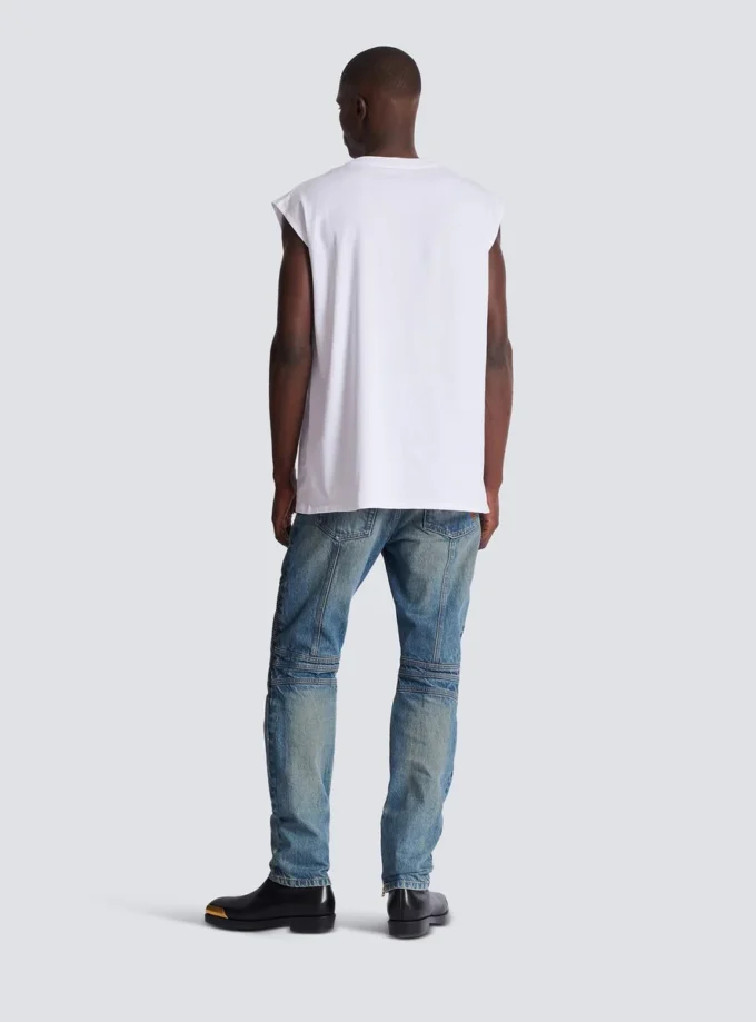 Locker geschnittenes Tanktop mit Print Locker geschnittenes Tanktop mit Print