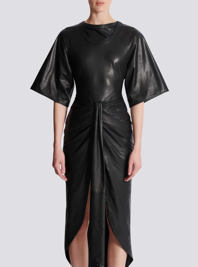 Maxikleid aus Lammleder mit Knoten Maxikleid aus Lammleder mit Knoten